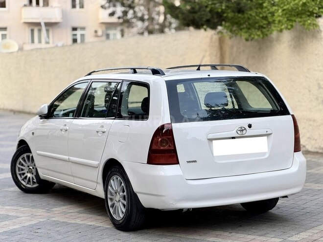 Toyota Corolla 2006, 308,000 km - 1.4 л - Bakı