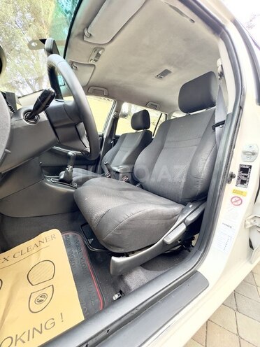Toyota Corolla 2006, 308,000 km - 1.4 л - Bakı