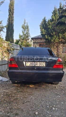 Mercedes C 180 1999, 365,886 km - 1.8 л - Yevlax
