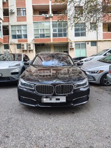 BMW 750 2017, 164,288 km - 3.0 l - Bakı