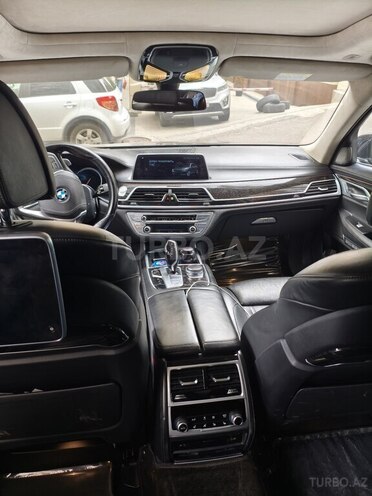 BMW 750 2017, 164,288 km - 3.0 l - Bakı