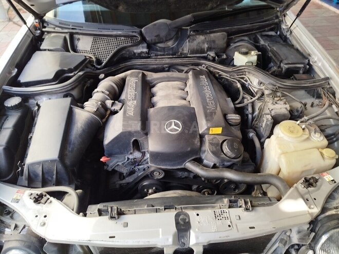 Mercedes E 240 1998, 396,265 km - 2.4 l - Sumqayıt