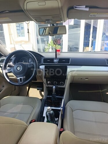 Volkswagen Passat 2012, 206,000 km - 2.5 л - Bakı
