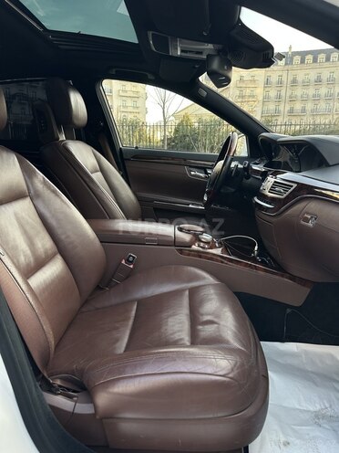 Mercedes S 500 2011, 270,000 km - 5.5 l - Bakı