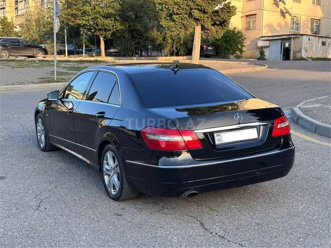 Mercedes E 200 2011, 442,890 km - 1.8 л - Bakı