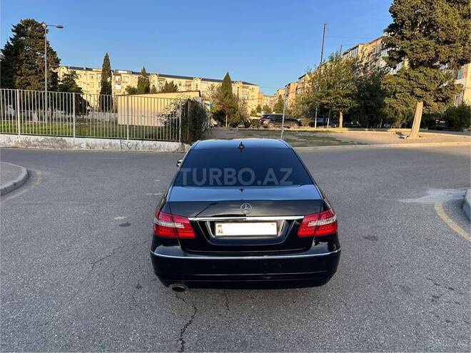 Mercedes E 200 2011, 442,890 km - 1.8 л - Bakı