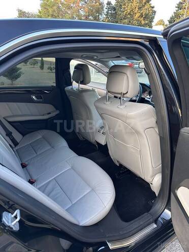 Mercedes E 200 2011, 442,890 km - 1.8 л - Bakı