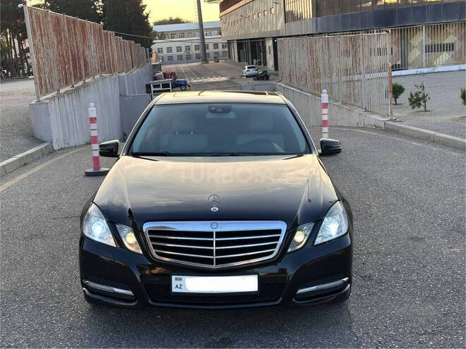 Mercedes E 200 2011, 442,890 km - 1.8 л - Bakı