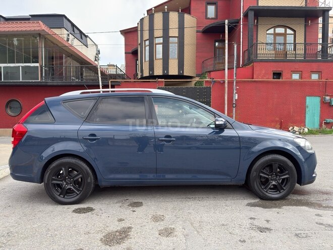 Kia  2011, 204,219 km - 1.4 l - Bakı