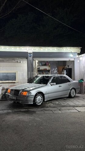 Mercedes C 220 2000, 496,000 km - 2.2 л - Bakı