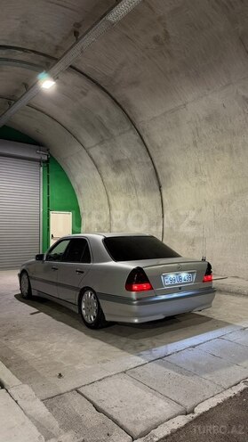 Mercedes C 220 2000, 496,000 km - 2.2 л - Bakı
