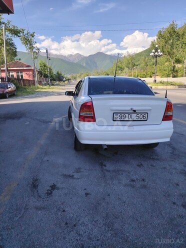 Opel Astra 2000, 430,000 km - 1.6 l - Şəki