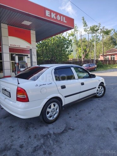 Opel Astra 2000, 430,000 km - 1.6 l - Şəki