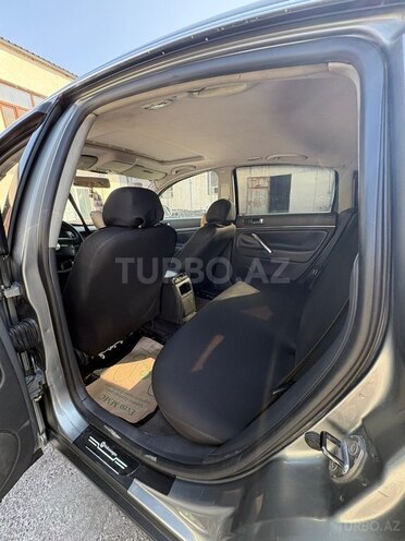 Volkswagen Passat 2004, 214,330 km - 1.8 л - Bakı