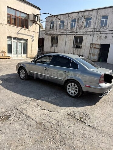 Volkswagen Passat 2004, 214,330 km - 1.8 л - Bakı