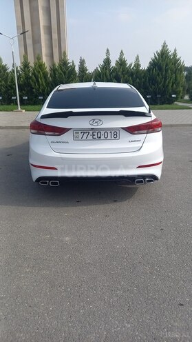 Hyundai Elantra 2017, 148,000 km - 2.0 l - Şirvan