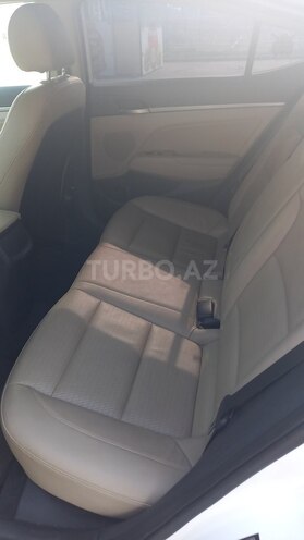 Hyundai Elantra 2017, 148,000 km - 2.0 l - Şirvan