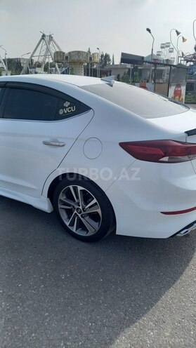 Hyundai Elantra 2017, 148,000 km - 2.0 l - Şirvan