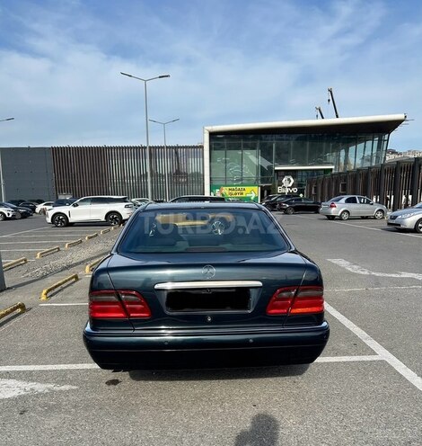 Mercedes E 240 1999, 544,000 km - 2.4 l - Bakı