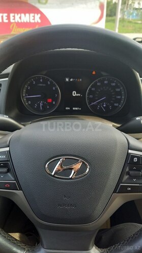 Hyundai Elantra 2017, 148,000 km - 2.0 l - Şirvan