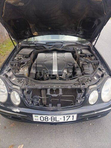 Mercedes E 240 2002, 232,000 km - 2.6 l - Balakən