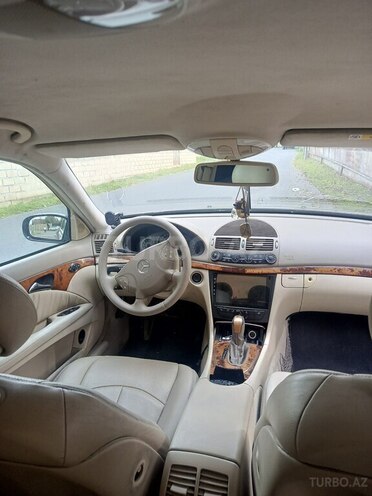 Mercedes E 240 2002, 232,000 km - 2.6 l - Balakən