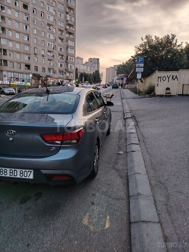 Kia Rio 2018, 272,123 km - 1.6 l - Bakı