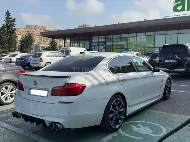BMW 525 2013, 330,000 km - 2.0 l - Bakı