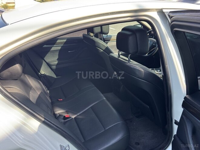 BMW 525 2013, 330,000 km - 2.0 l - Bakı