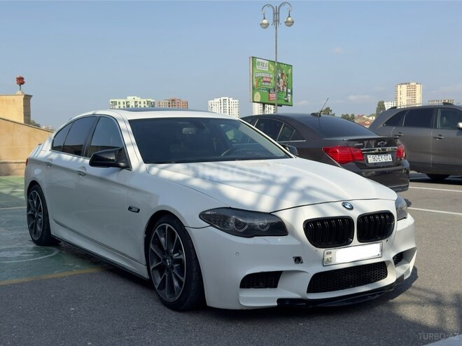 BMW 525 2013, 330,000 km - 2.0 l - Bakı