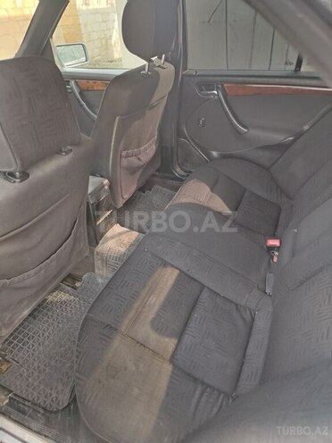Mercedes C 220 1998, 600,000 km - 2.2 l - Sabirabad