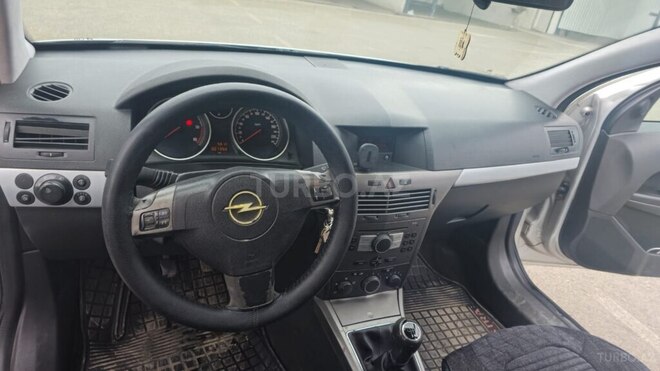 Opel Astra 2005, 300,000 km - 1.3 л - Gəncə