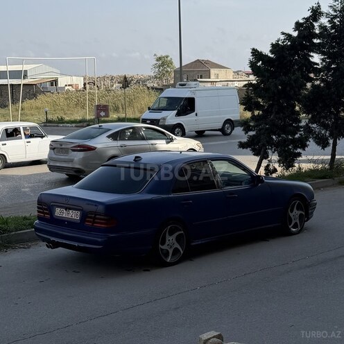 Mercedes E 270 2000, 453,947 km - 2.7 л - Bakı