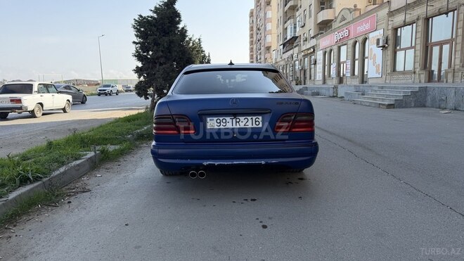 Mercedes E 270 2000, 453,947 km - 2.7 л - Bakı