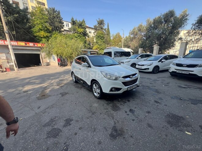 Hyundai ix35 2011, 260,000 km - 2.0 l - Bakı