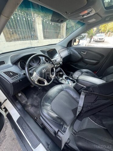 Hyundai ix35 2011, 260,000 km - 2.0 l - Bakı