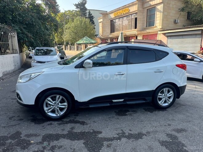 Hyundai ix35 2011, 260,000 km - 2.0 l - Bakı
