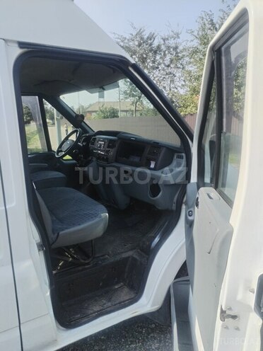 Ford Transit 2010, 240,000 km - 2.2 л - Masallı