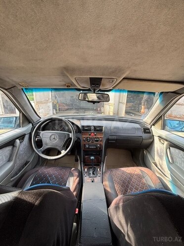 Mercedes C 180 1995, 574,140 km - 1.8 l - Salyan