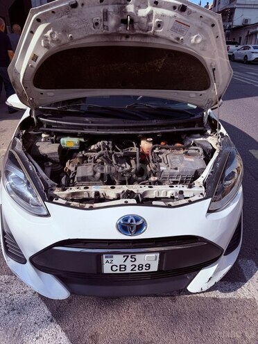 Toyota Aqua 2017, 142,000 km - 1.5 l - Bakı