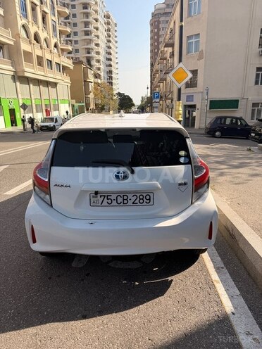 Toyota Aqua 2017, 142,000 km - 1.5 l - Bakı