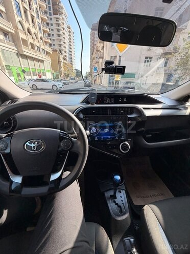 Toyota Aqua 2017, 142,000 km - 1.5 l - Bakı