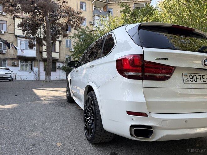 BMW X5 2016, 240,000 km - 2.0 л - Bakı