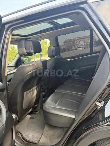 BMW X5 2013, 239,000 km - 3.0 l - Quba