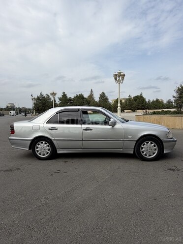 Mercedes C 240 1998, 290,000 km - 2.4 l - Gəncə