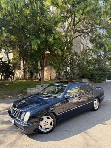 Mercedes E 240 2000, 254,000 km - 2.4 l - Bakı