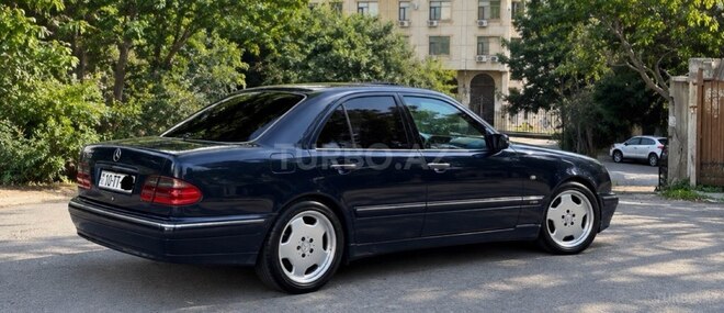 Mercedes E 240 2000, 254,000 km - 2.4 l - Bakı