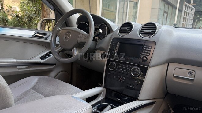 Mercedes ML 350 4MATIC 2006, 302,000 km - 3.5 l - Bakı