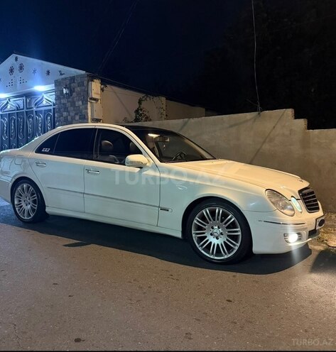 Mercedes E 280 2007, 270,000 km - 3.0 l - Qəbələ