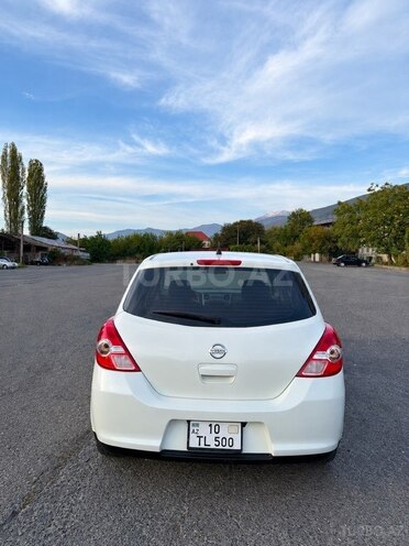 Nissan Tiida 2008, 252,500 km - 1.6 л - Şəki